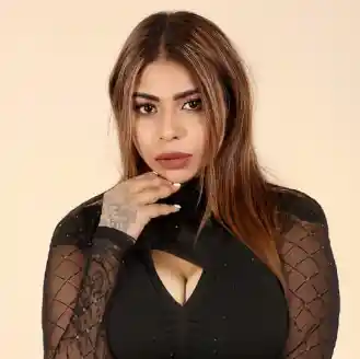 Anam Khan Photo
